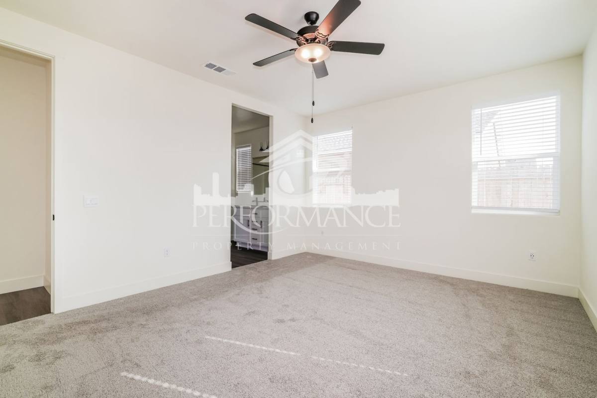 House for rent at 6611 Glacier Bay St, Bakersfield, CA 93313