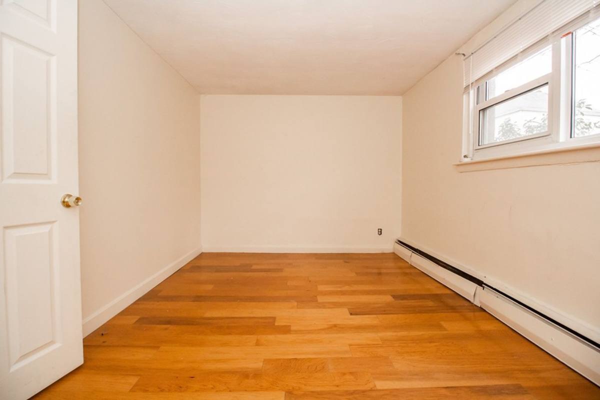 Apartment for rent at 95 Chestnut St #18, Brookline, MA 02445