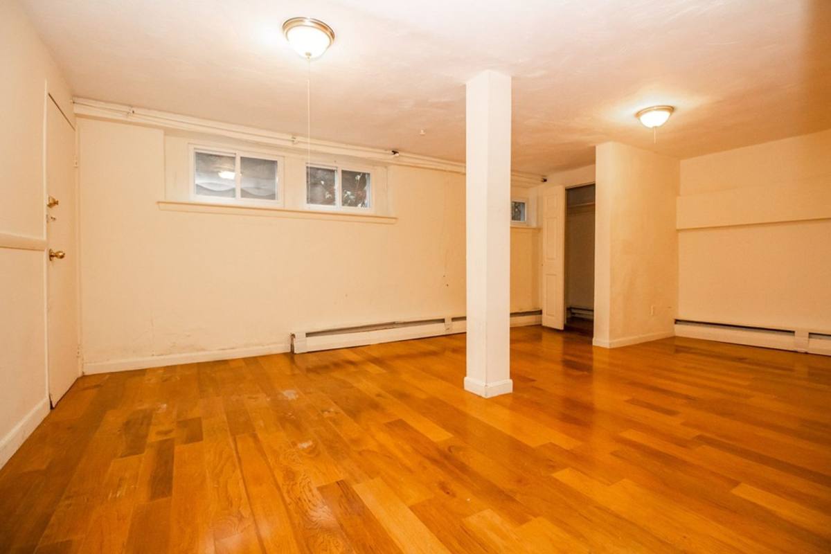 Apartment for rent at 95 Chestnut St #18, Brookline, MA 02445