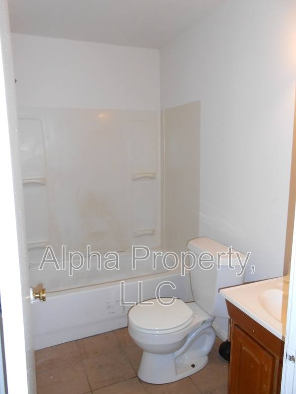 House for rent at 212 Campbell Ave, Greer, SC 29651