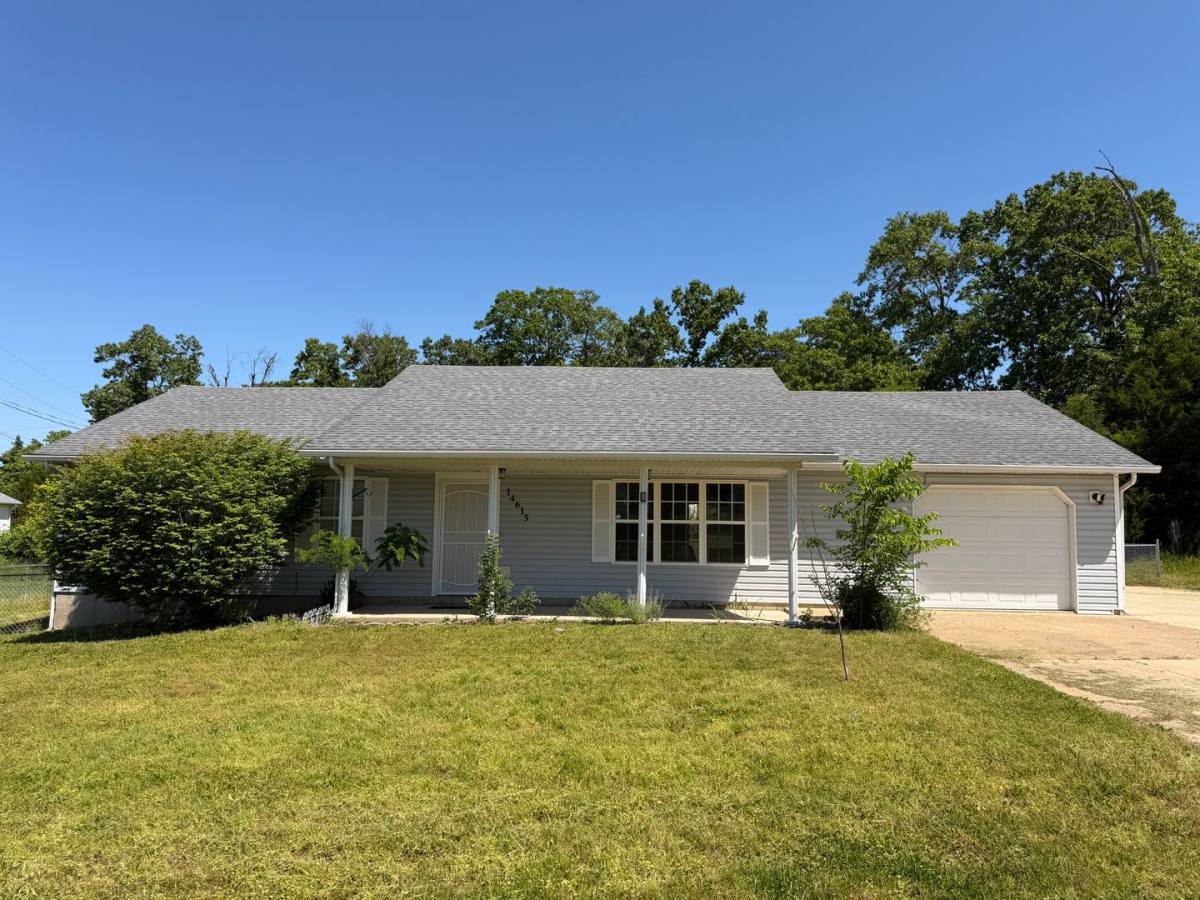 House for rent at 14615 Hobby Dr, Saint Robert, MO 65584