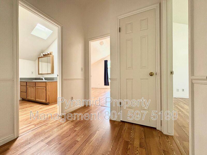 House for rent at 1099 Shepard Lane, Farmington, UT 84025