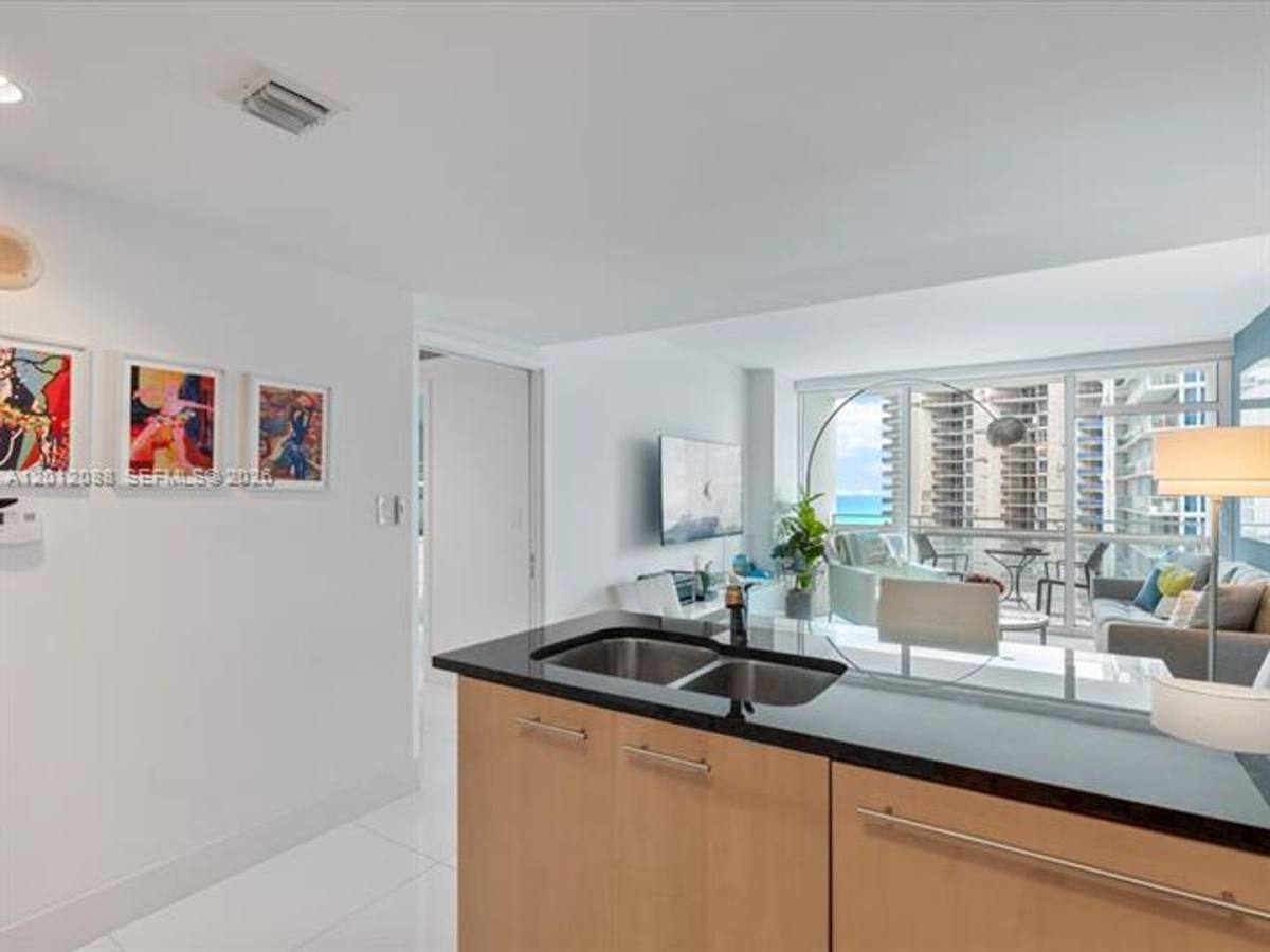 Apartment for rent at 6801 Collins Ave, Miami Beach, FL 33141