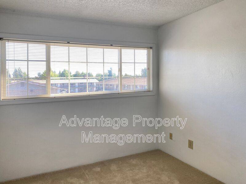 Apartment for rent at 975 NW Garfield Ave #1, Corvallis, OR 97330