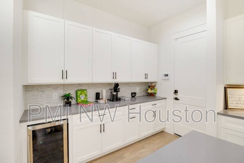 House for rent at 4706 Market St, Houston, TX 77020