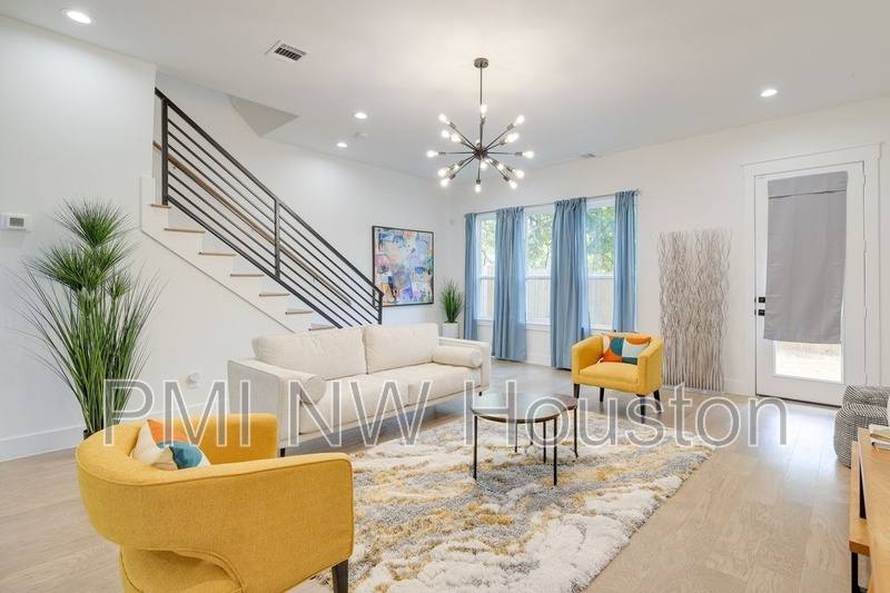 House for rent at 4706 Market St, Houston, TX 77020