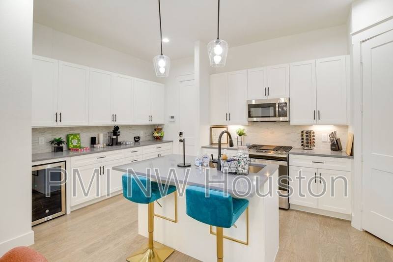 House for rent at 4706 Market St, Houston, TX 77020