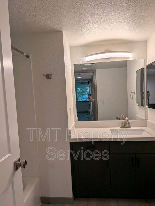 Condo for rent at 7330 Stratford Place #706, Sacramento, CA 95842