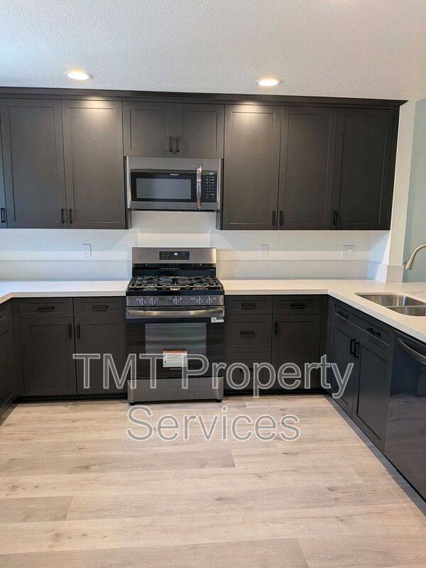 Condo for rent at 7330 Stratford Place #706, Sacramento, CA 95842
