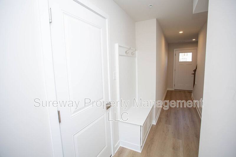 Townhouse for rent at 8 Foxwood Dr, Hainesport, NJ 08036