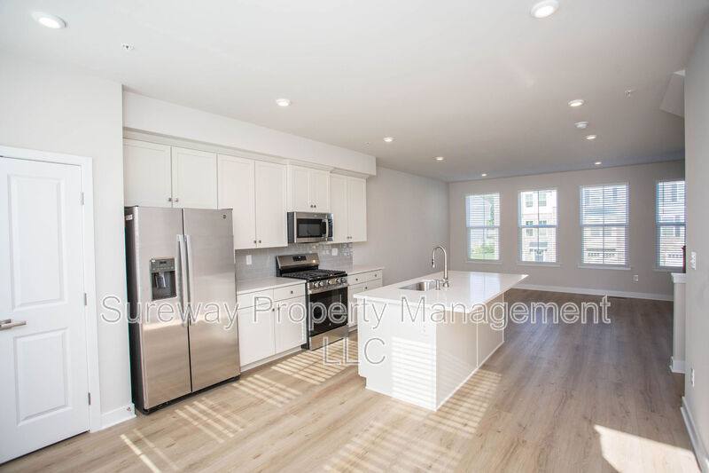 Townhouse for rent at 8 Foxwood Dr, Hainesport, NJ 08036