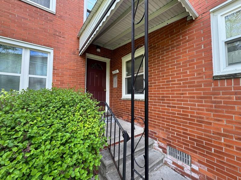 Apartment for rent at 21301 Kingsville St #1, Harper Woods, MI 48225