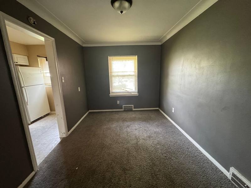 Apartment for rent at 21301 Kingsville St #1, Harper Woods, MI 48225