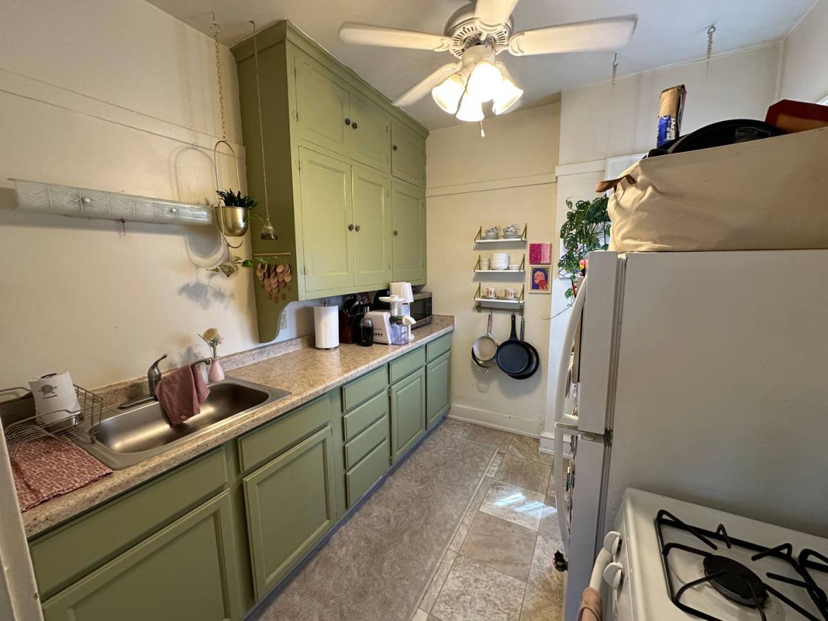 Apartment for rent at 1628 N Franklin Place, Milwaukee, WI 53202