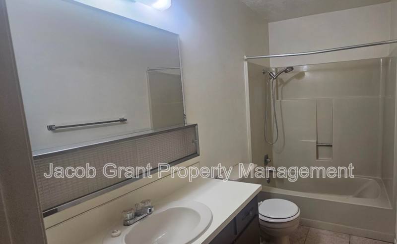 Apartment for rent at 775 N Fanning Ave #2, Idaho Falls, ID 83401