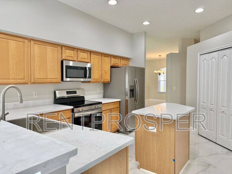 House for rent at 10181 Marsh Pine Cr, Orlando, FL 32832