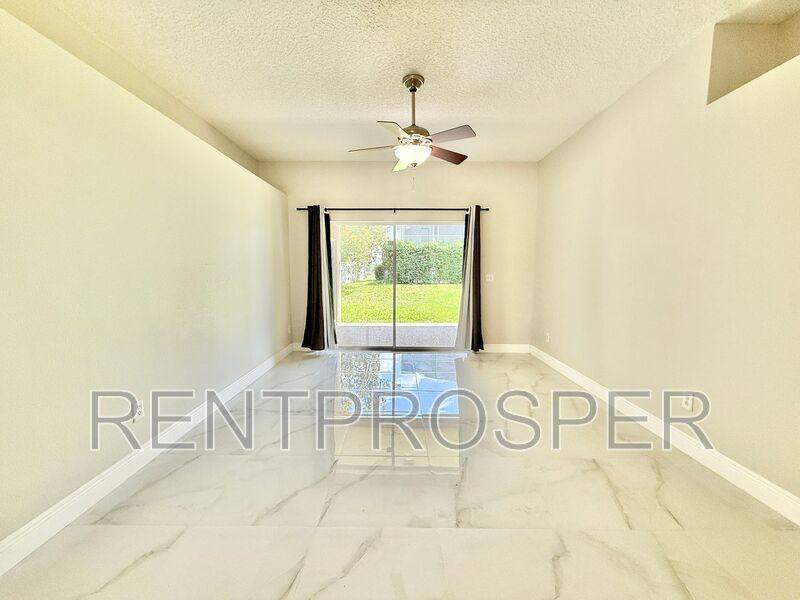 House for rent at 10181 Marsh Pine Cr, Orlando, FL 32832