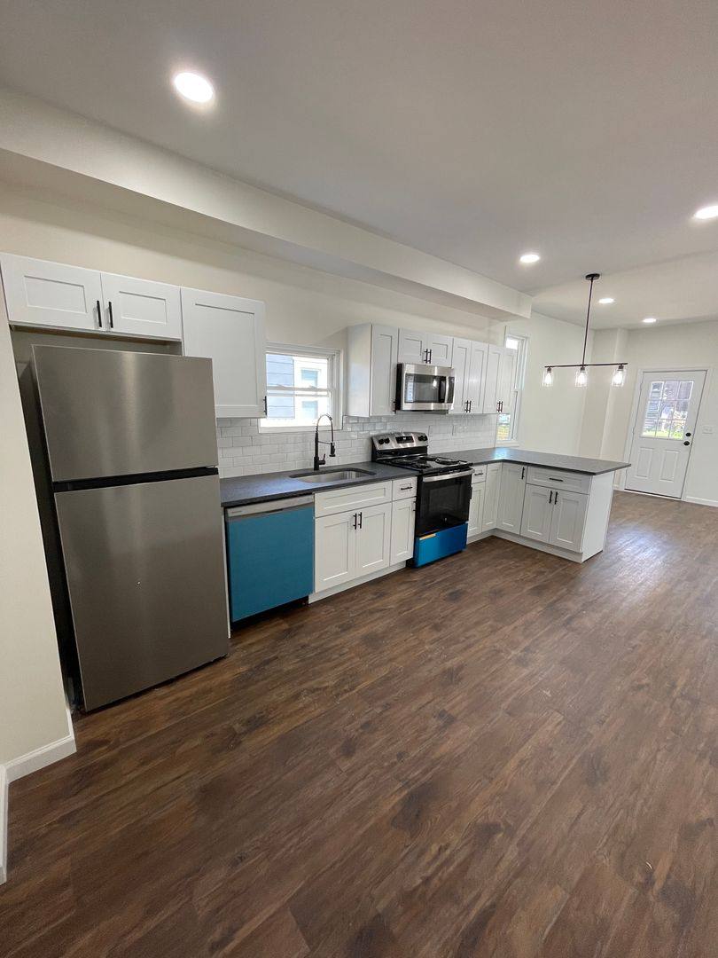 House for rent at 180 E Morrill Ave, Columbus, OH 43207