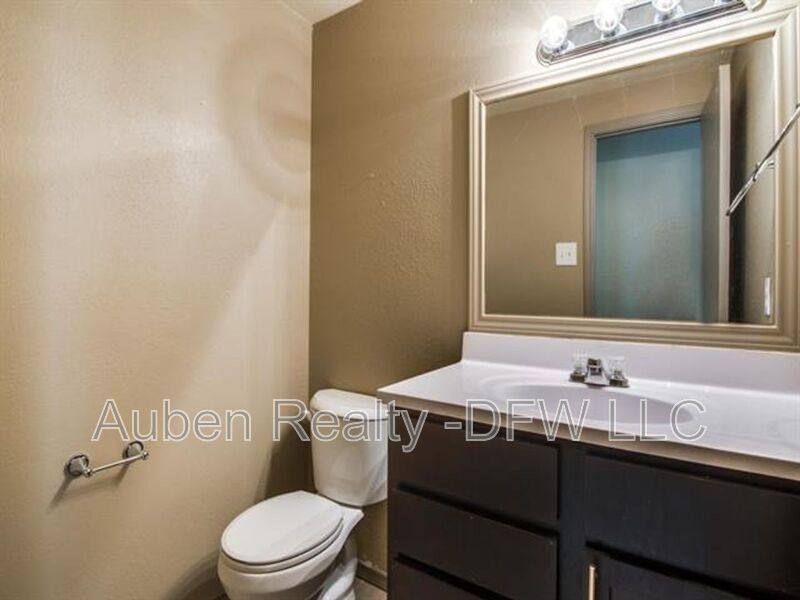 House for rent at 7716 Sable Lane, North Richland Hills, TX 76182