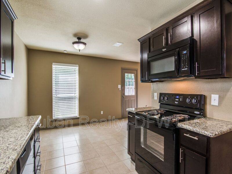 House for rent at 7716 Sable Lane, North Richland Hills, TX 76182