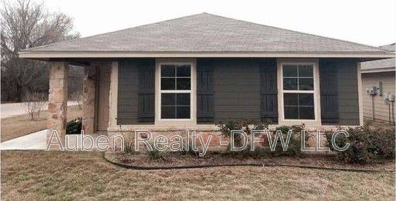 Apartment for rent at 2308 S 3rd St #B, Waco, TX 76707