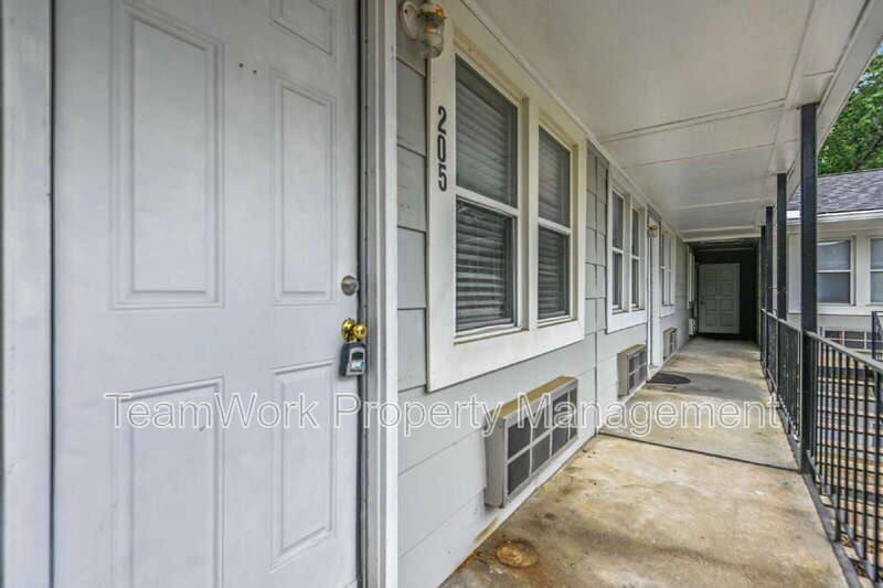 Apartment for rent at 2107 Rondo St #205, Charleston, SC 29414