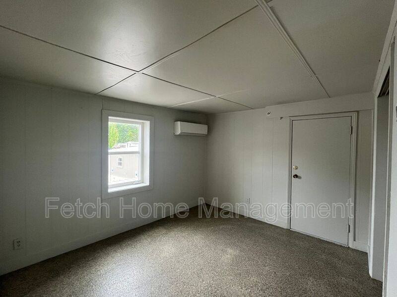 Apartment for rent at 2481 Old Philadelphia Pike #B, Lancaster, PA 17602