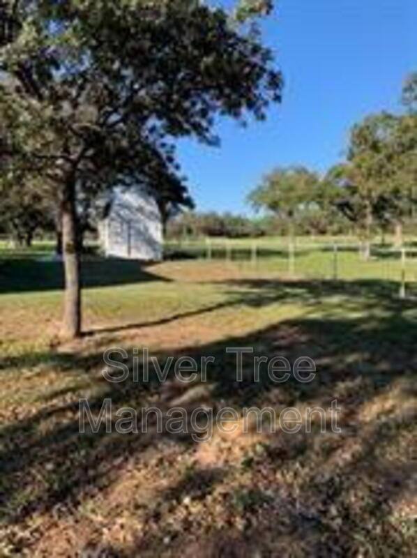 House for rent at 300 Prairie #4382, Decatur, TX 76234