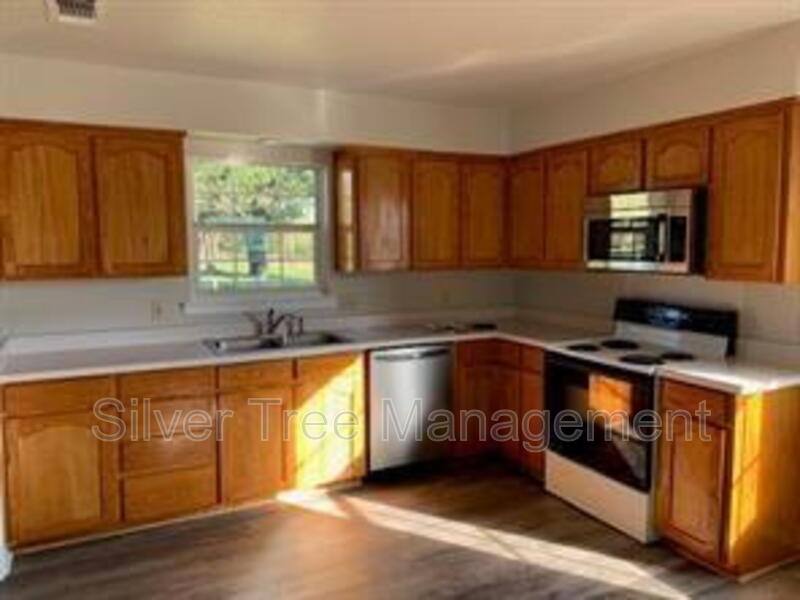 House for rent at 300 Prairie #4382, Decatur, TX 76234