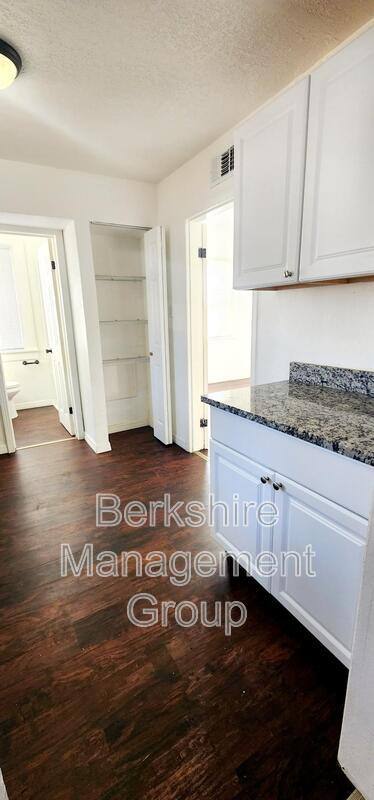 Townhouse for rent at 940 E Palmetto St, Lakeland, FL 33801