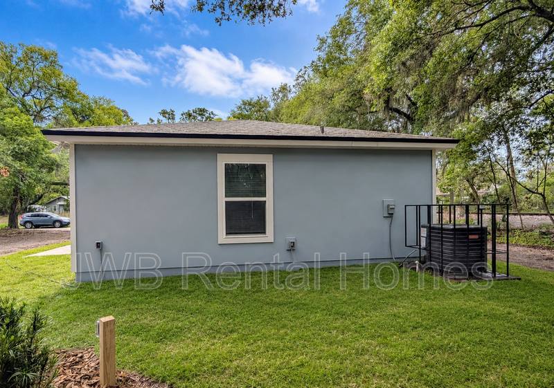 House for rent at 609 30th St E, Jacksonville, FL 32206