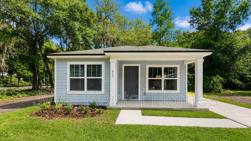 House for rent at 609 30th St E, Jacksonville, FL 32206