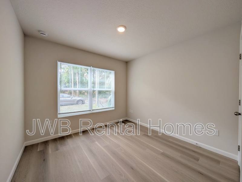 House for rent at 609 30th St E, Jacksonville, FL 32206