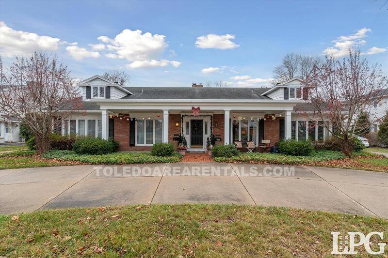 Apartment for rent at 3835 Hillandale Rd E, Toledo, OH 43606