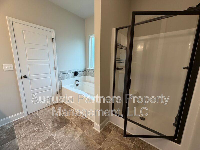 House for rent at 1008 Swan Court, North Augusta, SC 29860