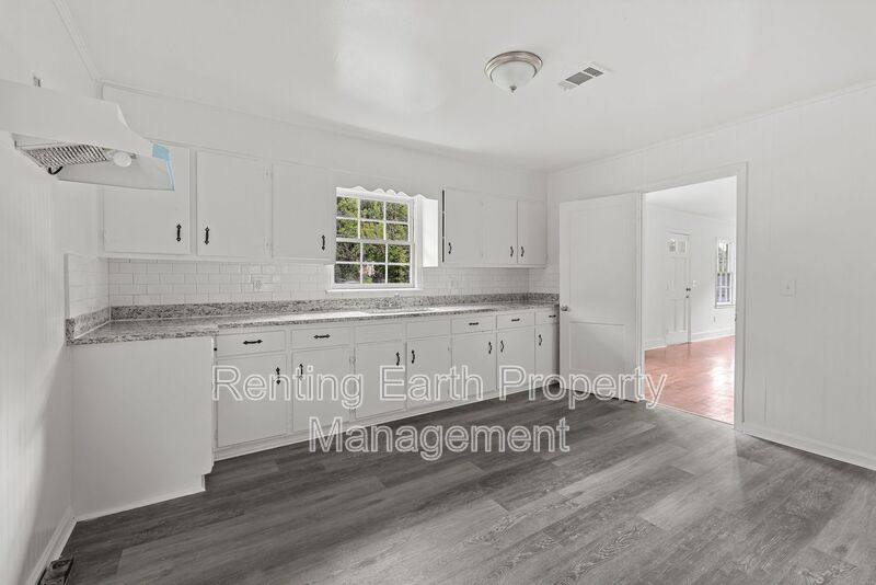 House for rent at 2537 3rd St NE, Birmingham, AL 35215