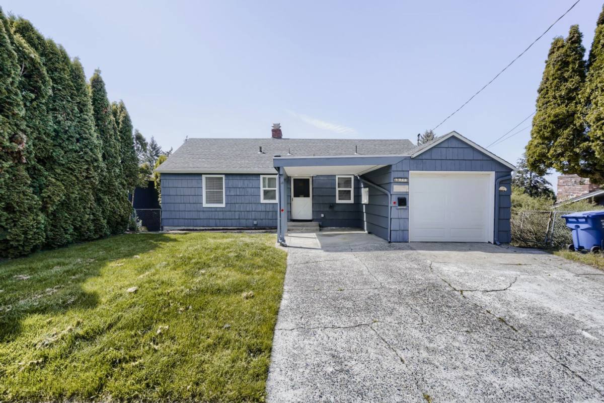 House for rent at 7311 40th Ave SW, Seattle, WA 98136
