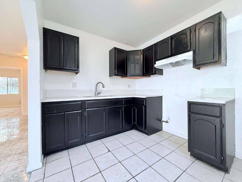 Apartment for rent at 8462 Zamora Ave, Los Angeles, CA 90001