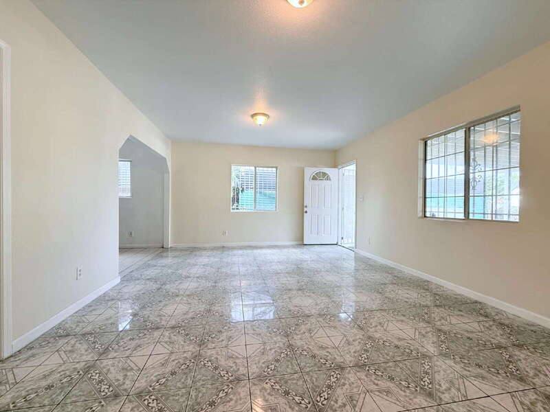 Apartment for rent at 8462 Zamora Ave, Los Angeles, CA 90001