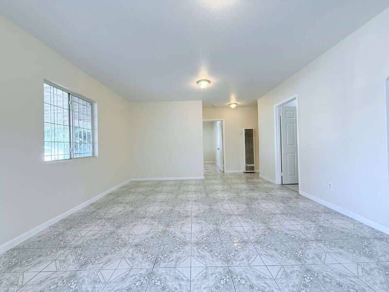 Apartment for rent at 8462 Zamora Ave, Los Angeles, CA 90001