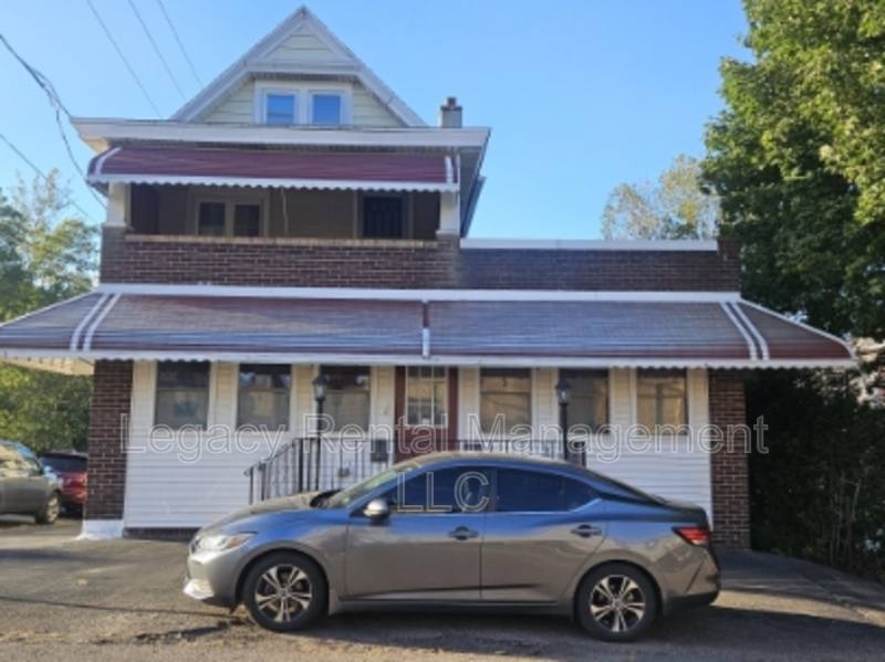 Apartment for rent at 341 W 20th St #A, Hazleton, PA 18201