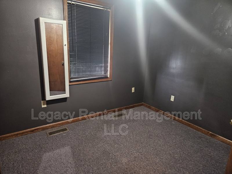 Apartment for rent at 341 W 20th St #A, Hazleton, PA 18201