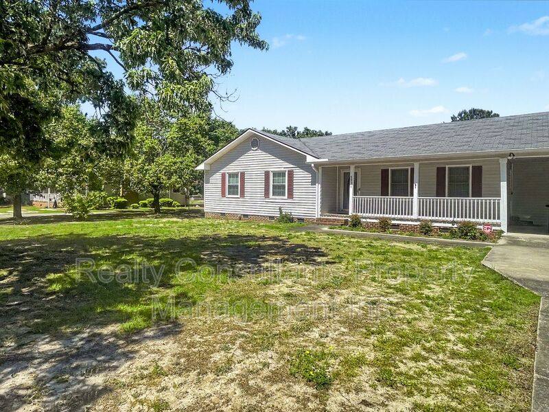 House for rent at 9321 Oat Dr, Laurinburg, NC 28352
