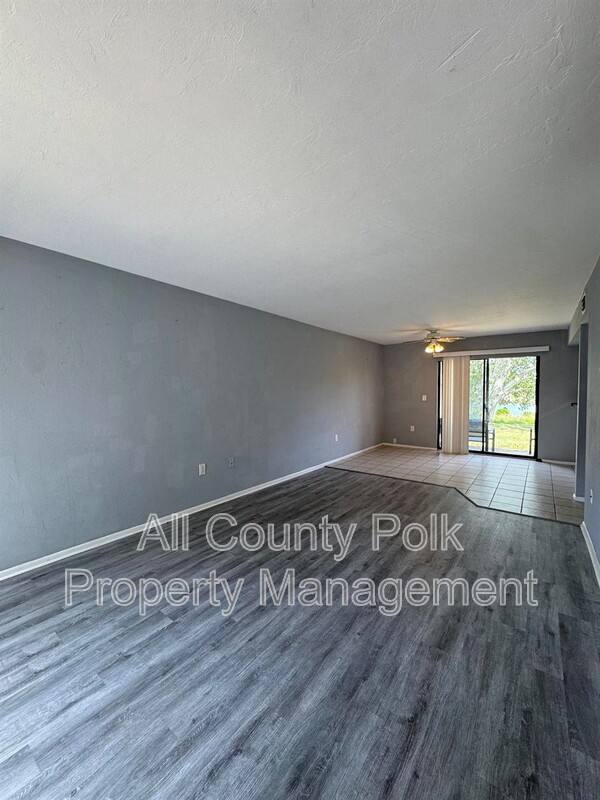 Townhouse for rent at 1836 N Crystal Lake Dr #5, Lakeland, FL 33801