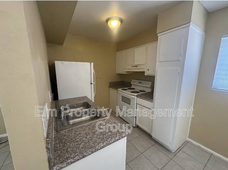 Apartment for rent at 2516 E Mesquite Ave #4, Las Vegas, NV 89101