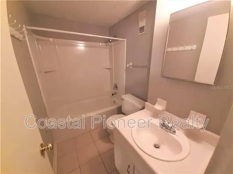 Condo for rent at 7600 Abbey Lane #C, Tampa, FL 33617