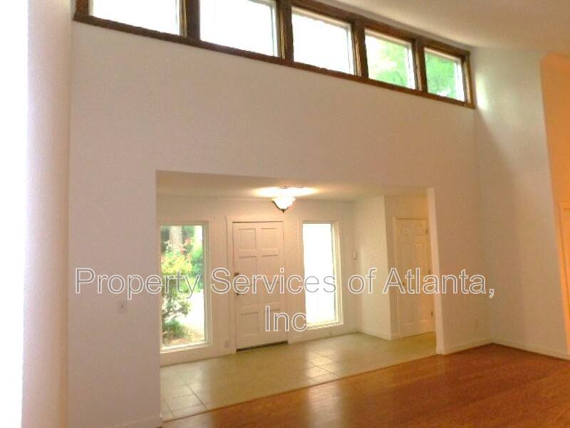 House for rent at 1710 Pine Rd, Marietta, GA 30062