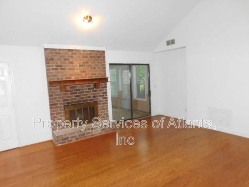 House for rent at 1710 Pine Rd, Marietta, GA 30062