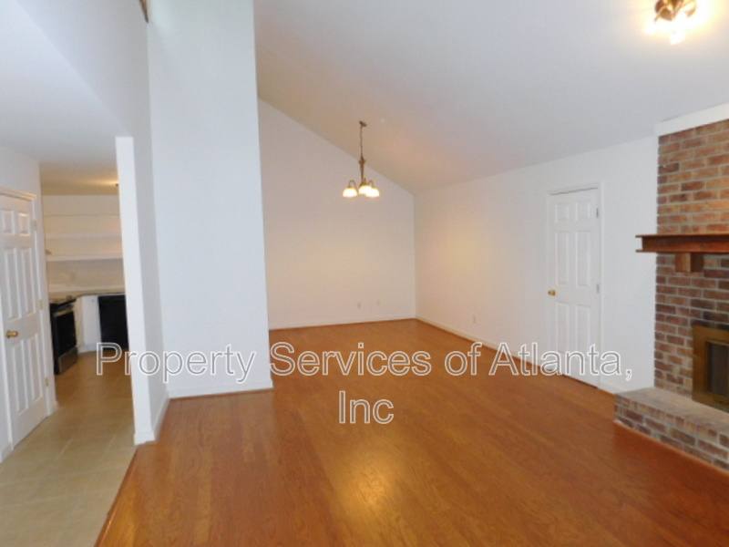 House for rent at 1710 Pine Rd, Marietta, GA 30062