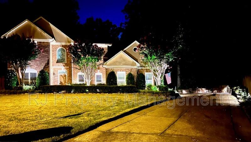 House for rent at 8610 Dena Cove W, Cordova, TN 38018
